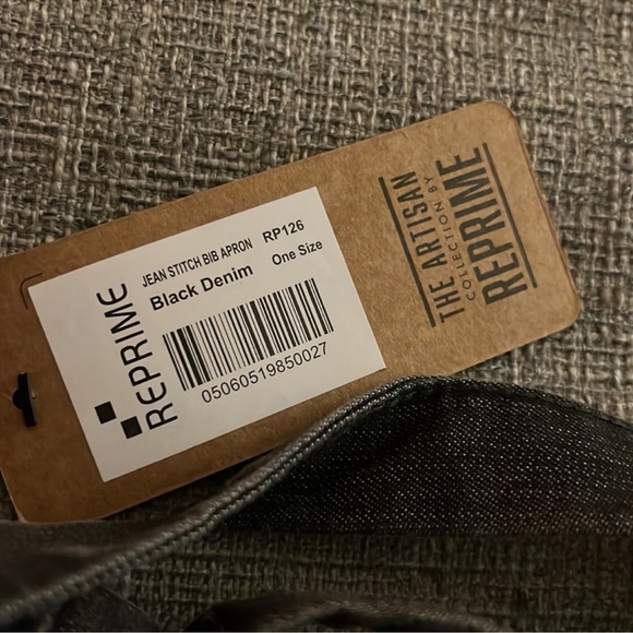 NEW Crown Royal Whiskey Black Denim Bartender Apron with Pockets - Picture 8 of 11